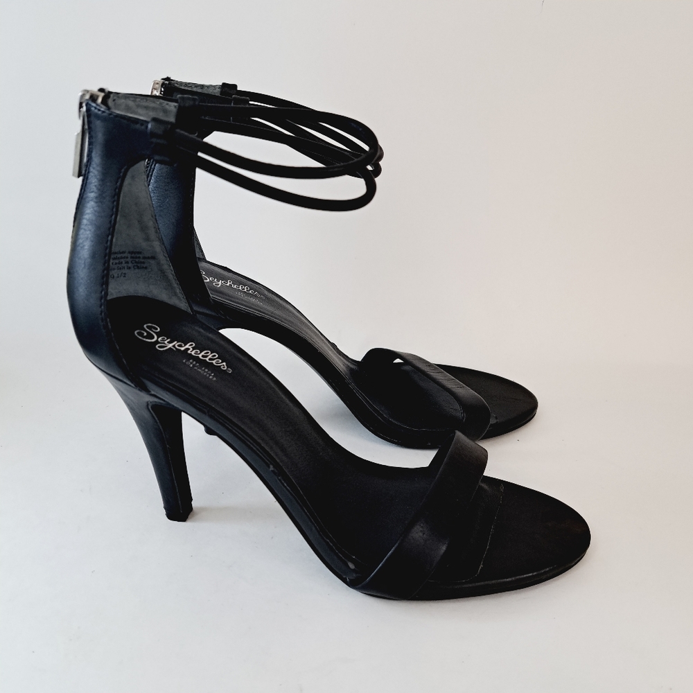 Seychelles Black Leather Joyride Minimalist Strappy Zip Up Heels 9.5